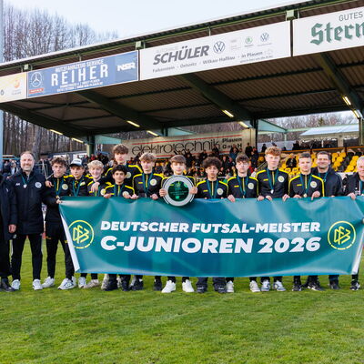 Bild vergr&ouml;&szlig;ern: Futsal C-Junioren - G&auml;stebuch der Stadt