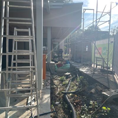 Bild vergr&ouml;&szlig;ern: Sanierung Bahnhofsgeb&auml;ude -  Baustand August 2026