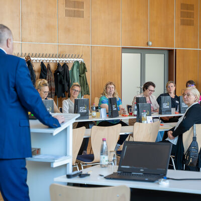 Bild vergr&ouml;&szlig;ern: KonferenzGleichstellungsbeauftragte_c_StadtPlauen_MaximilianHoltz (5)