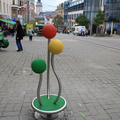 Bild vergrößern: Neue Spielgeräte auf der Bahnhofstraße
