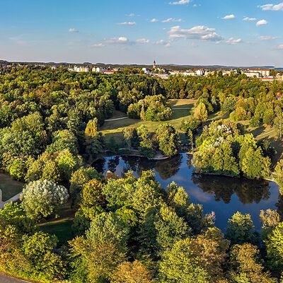 Bild vergrößern: Stadtpark Plauen aus der Luft
