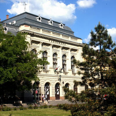 Bild vergrößern: Rathaus Cegléd