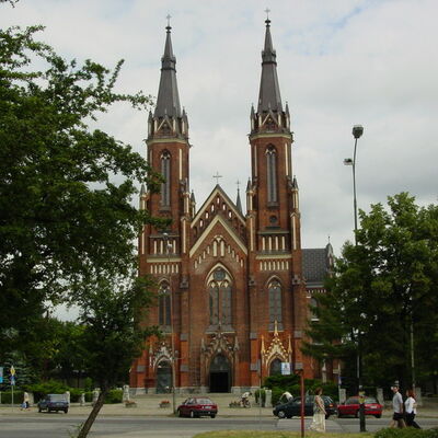 Bild vergrößern: Katholische Marienkirche