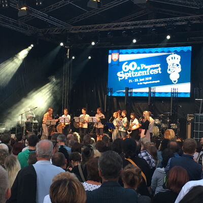 Bild vergr&ouml;&szlig;ern: Er&ouml;ffnung des 60. Plauener Spitzenfestes