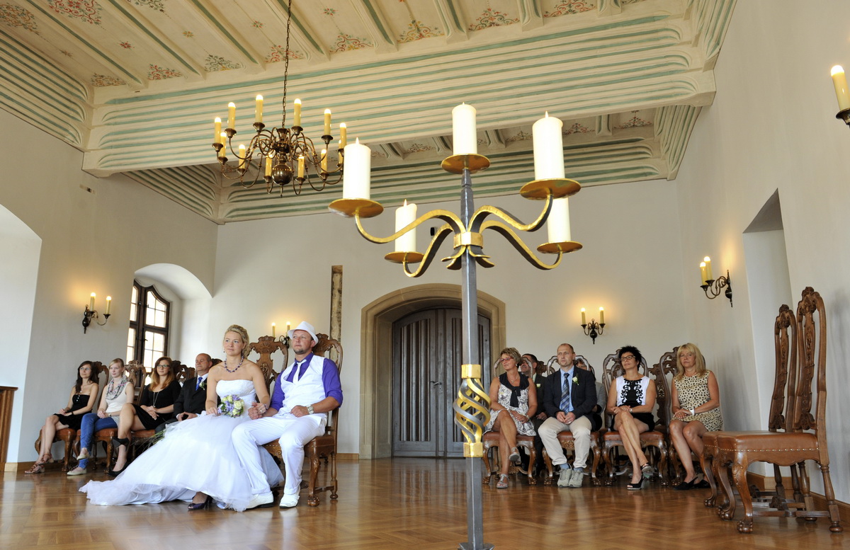 Bild vergrößern: Heiraten im Trausaal im Alten Rathaus