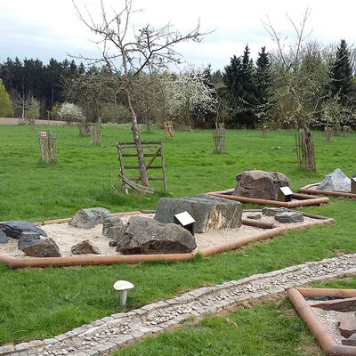 Bild vergr&ouml;&szlig;ern: Gesteinsgarten Pfaffengut