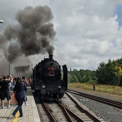Bild vergrößern: Dampflok in Aš beim Tag der Bahn