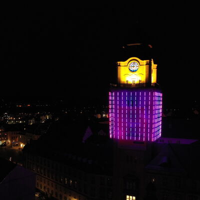 Bild vergr&ouml;&szlig;ern: Lasershow  am Rathausturm - Plauen900