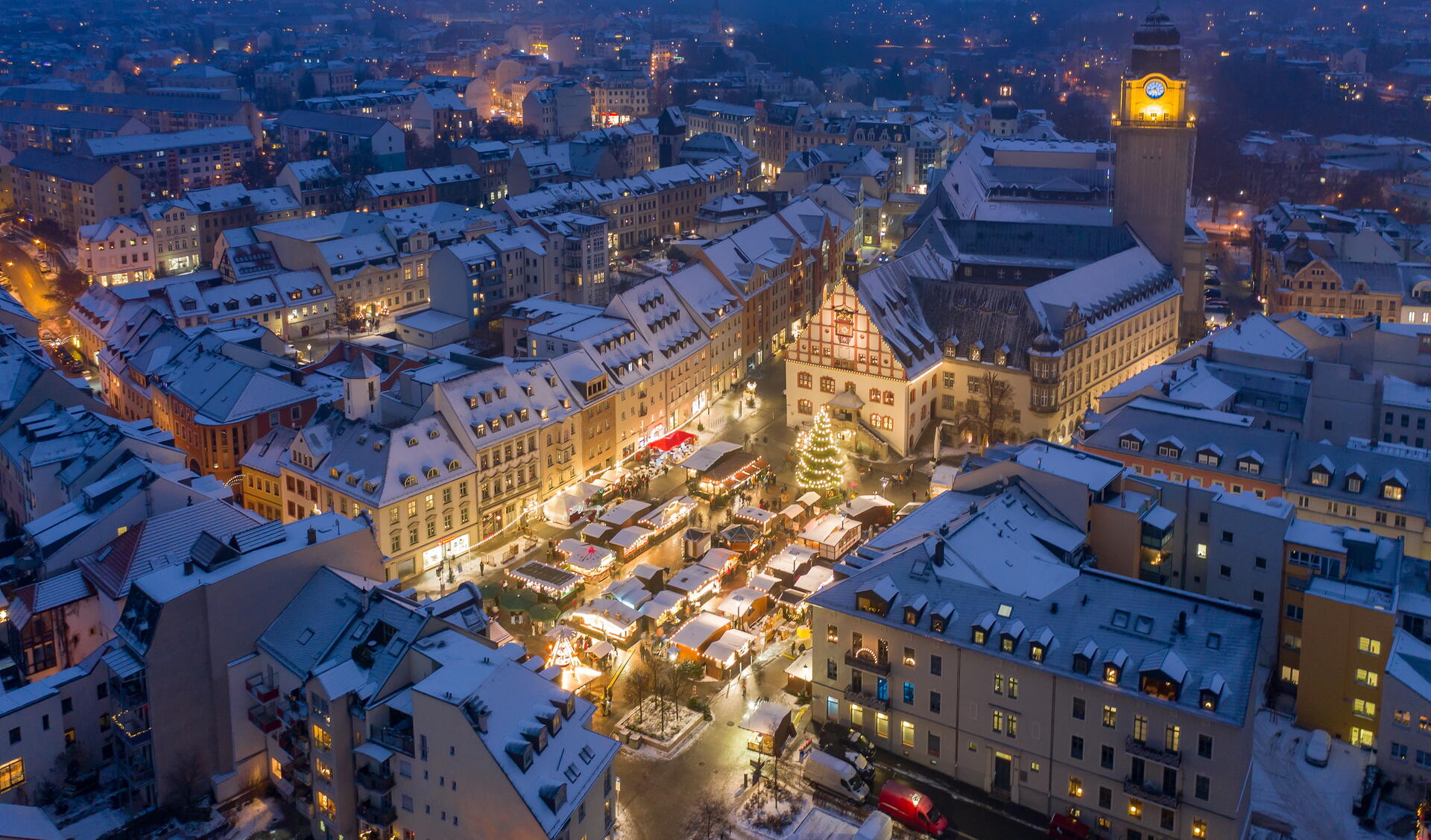 Bild vergrößern: Luftbild Weihnachtsmarkt