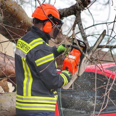 Bild vergr&ouml;&szlig;ern: &Uuml;bung der Feuerwehr Plauen