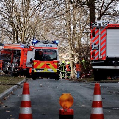 Bild vergr&ouml;&szlig;ern: &Uuml;bung der Feuerwehr Plauen