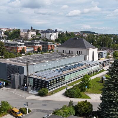 Bild vergr&ouml;&szlig;ern: Luftbild des Stadtbades Plauen