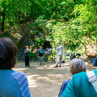 Bild vergr&ouml;&szlig;ern: Musikalischer Parkspaziergang im Stadtpark 2025