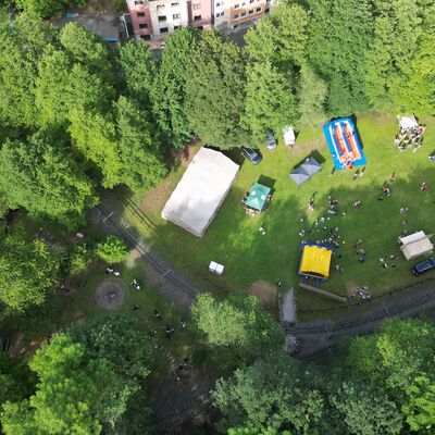 Bild vergr&ouml;&szlig;ern: Blick auf die Freizeitanlage Syratal