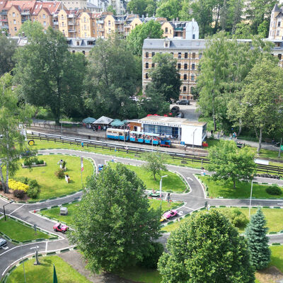 Bild vergr&ouml;&szlig;ern: Blick auf die Freizeitanlage Syratal