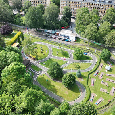Bild vergr&ouml;&szlig;ern: Blick auf die Freizeitanlage Syratal